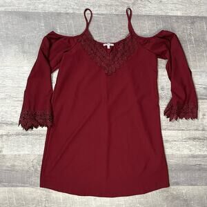 Charlotte Russe Bell Sleeve Cold Shoulder Shift Dress XS Crochet Trim Burgundy